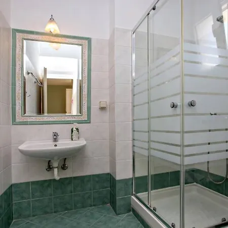 Appartement Tiniotissa *