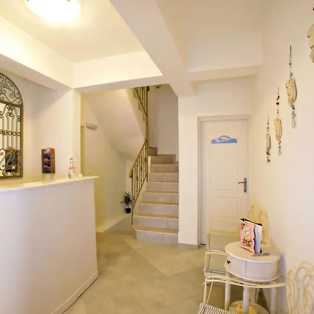 Tiniotissa Appartement *