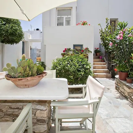 Apartment Tiniotissa *